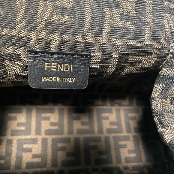 Fendi First Medium Brown Leather Bag. - Picture 2 of 7